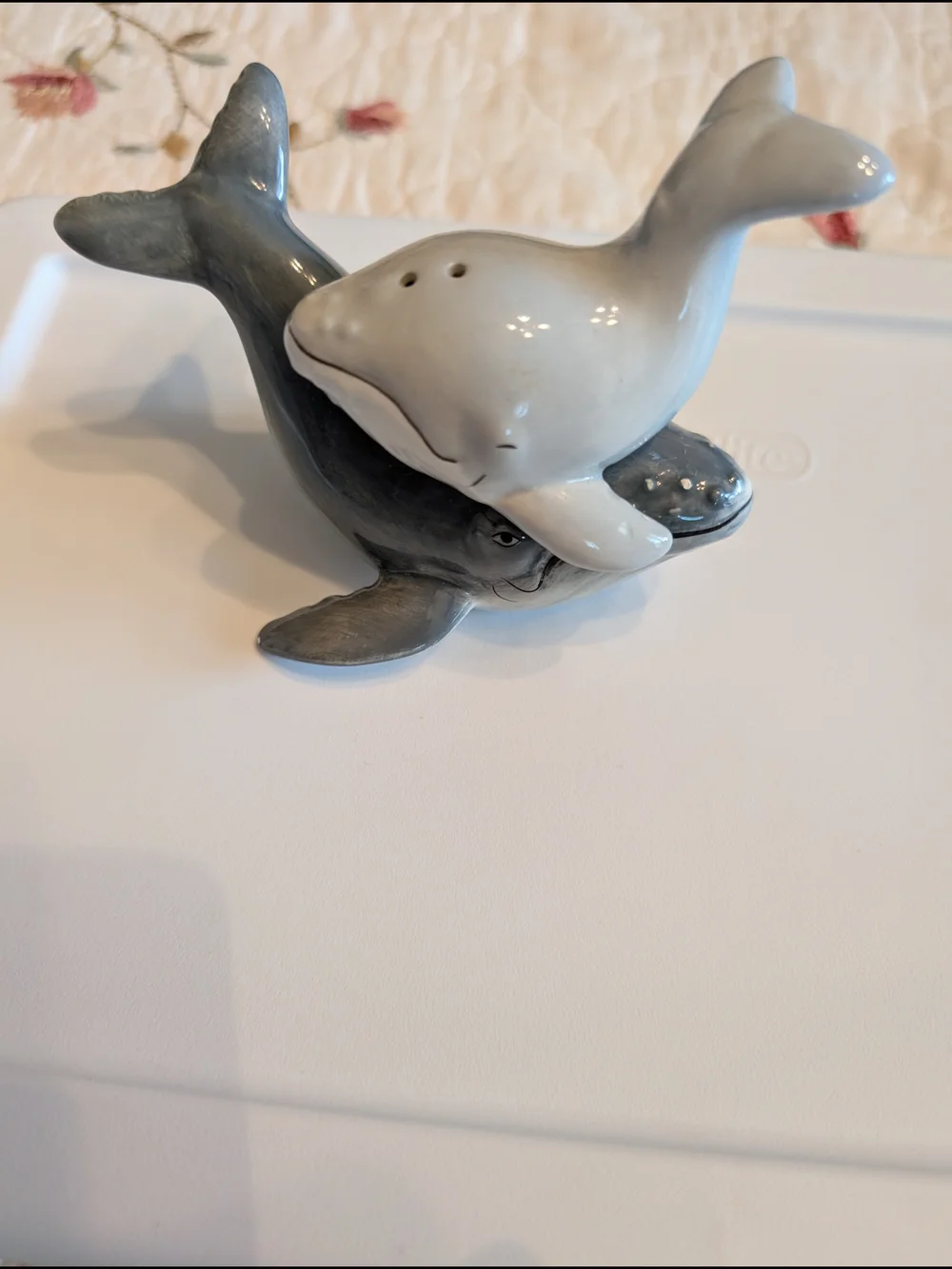 Ceramic Magnetic Whale & Dolphin Salt and Pepper Shaker Set